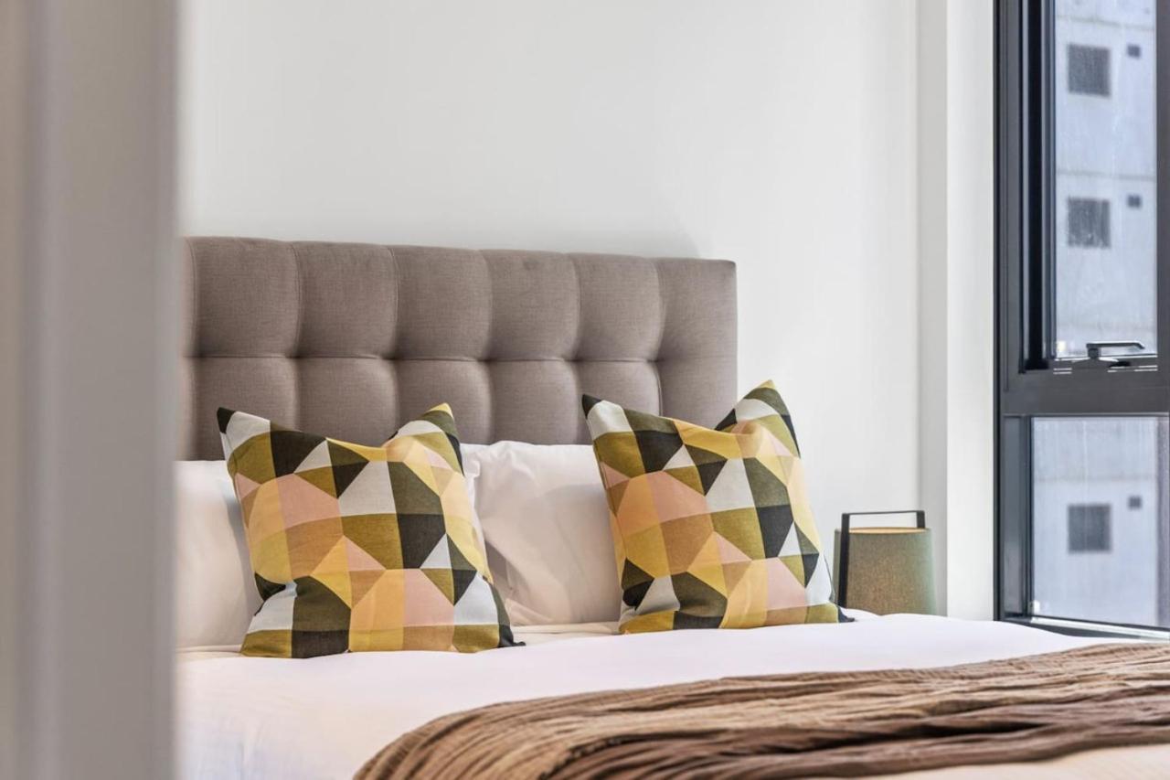 Apartment Modern Urban Oasis 2 Bed Melbourne