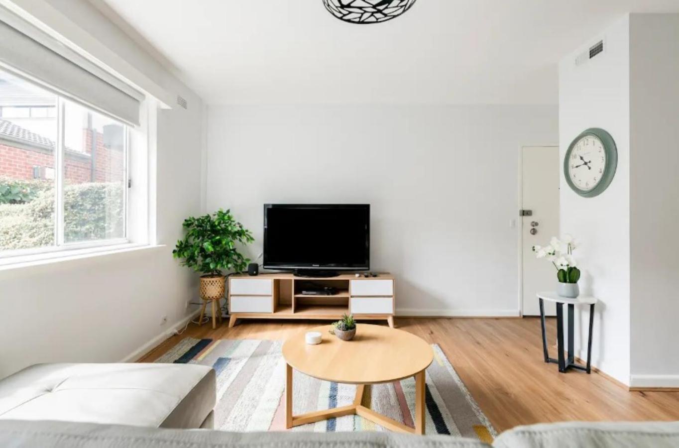 Unwind In Style Only 7km From Cbd Apartment *