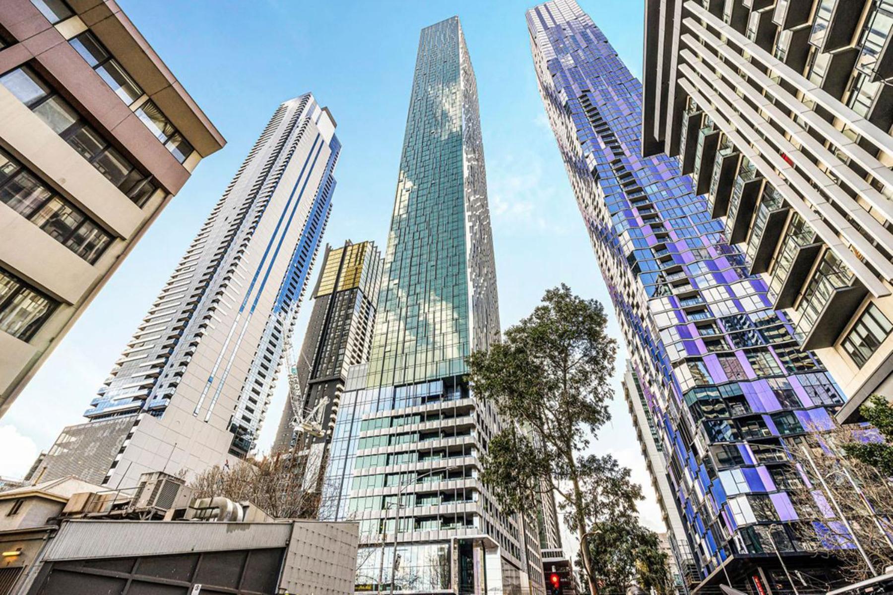 A Cozy & Comfy 2br Up In The Clouds Near Cbd Melbourne