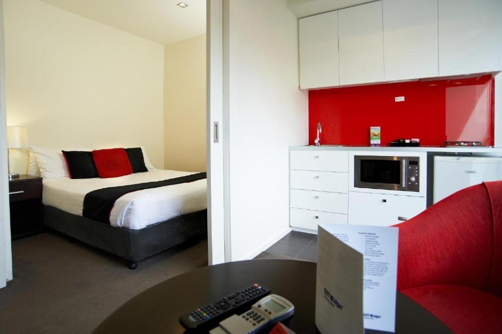 Comfort On Elizabeth Melbourne