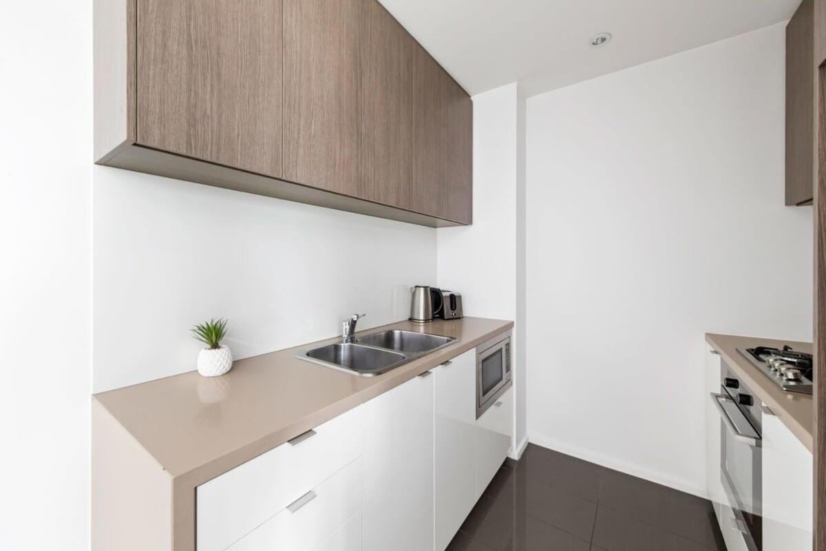 A Cozy 2br With Yarra Views Free Parking * Melbourne