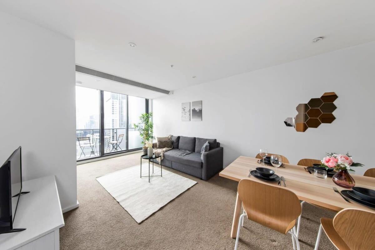 Apartment A Cozy 2br With Yarra Views Free Parking