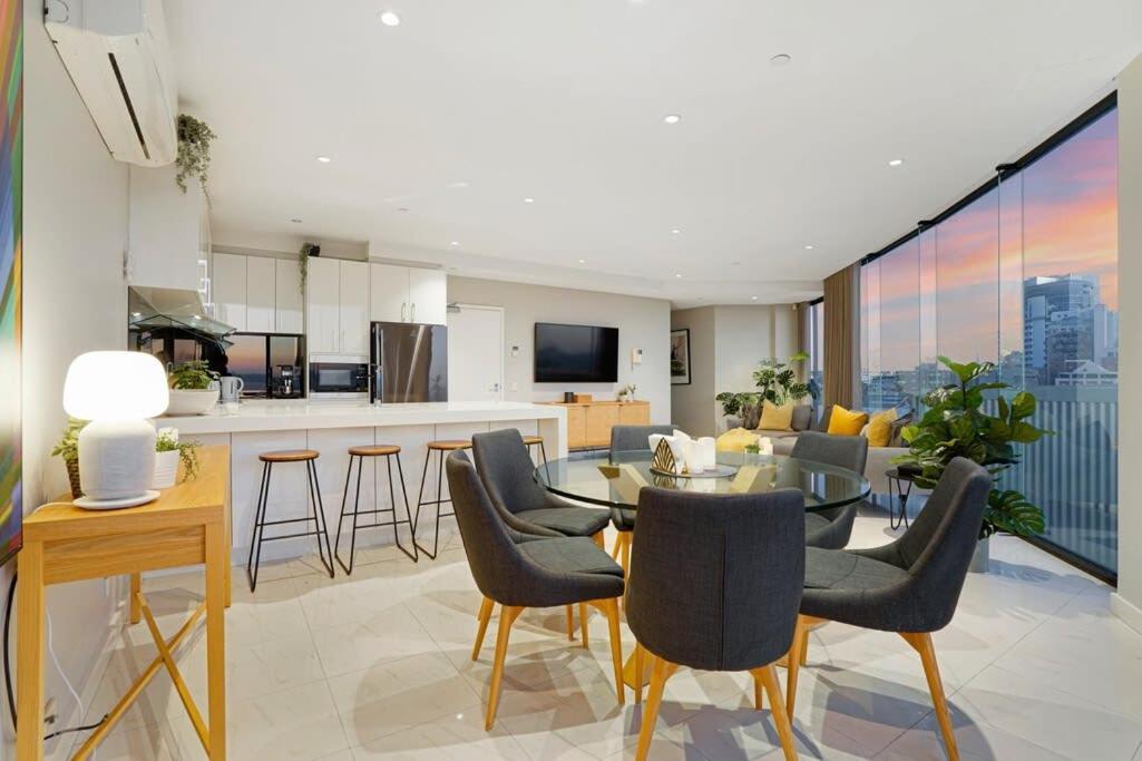Stylish Bay-side Executive W Parking * Melbourne
