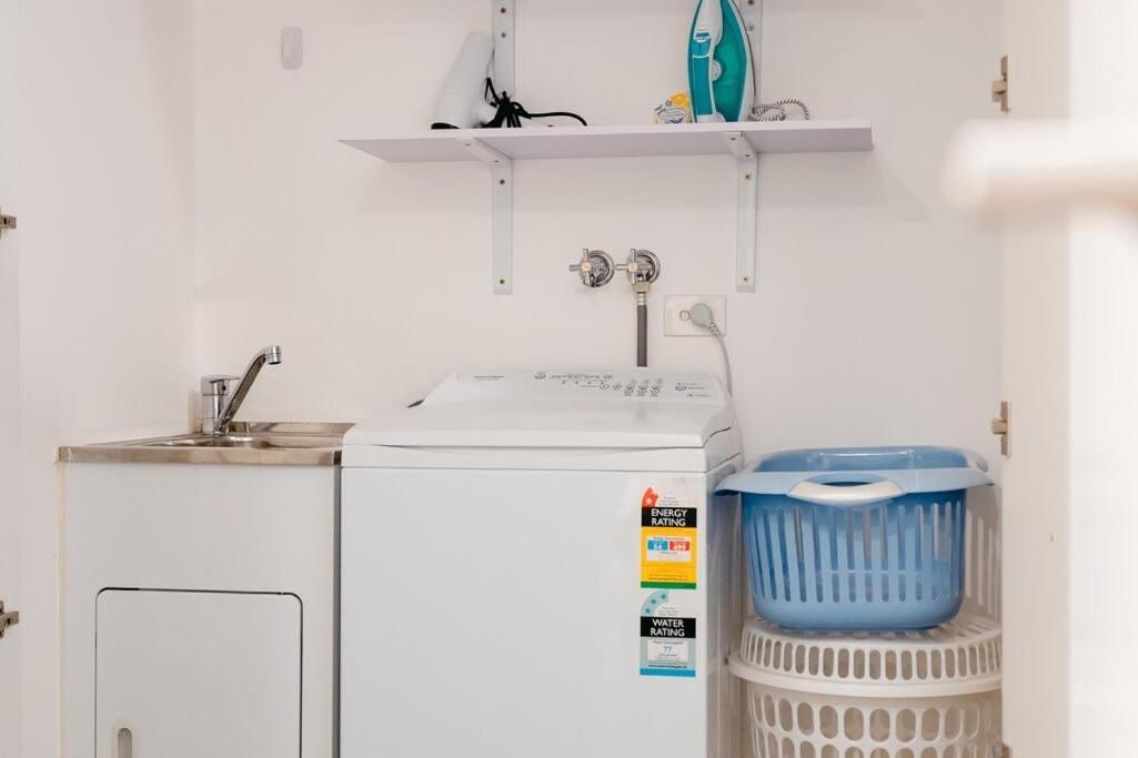 Getaway 1 Bedder Loft@ St Kilda With Parking Melbourne