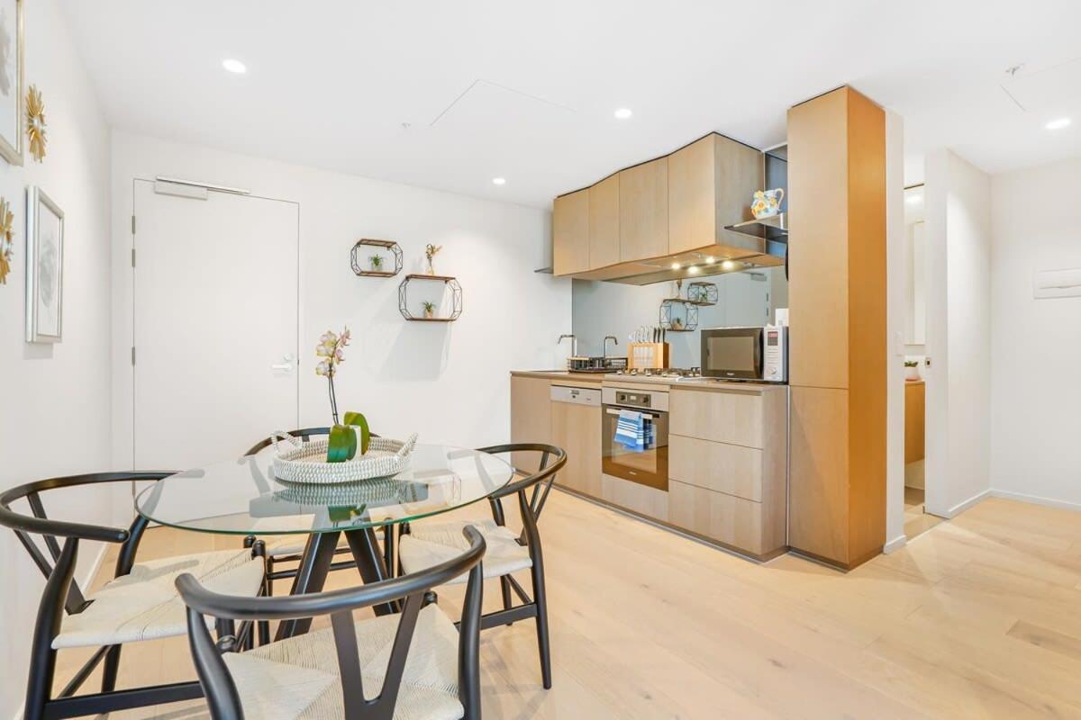 1 Bed With Incredible View - Square *