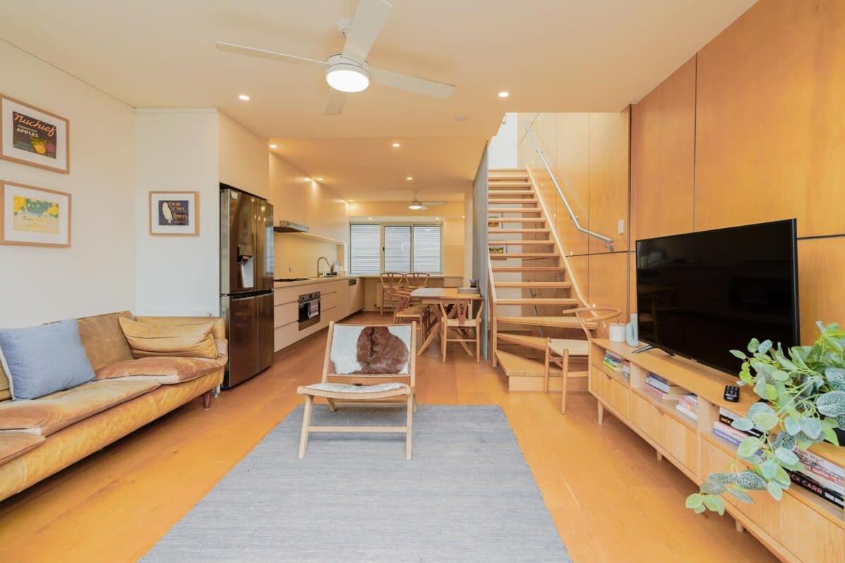 Victorian City-fringe 3lvl @carlton Lifestyle Holiday home *