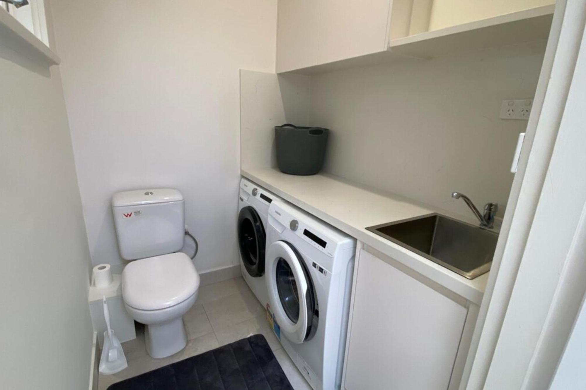 Elegant 2-bedroom House In Prahran W Parking! Holiday home Melbourne