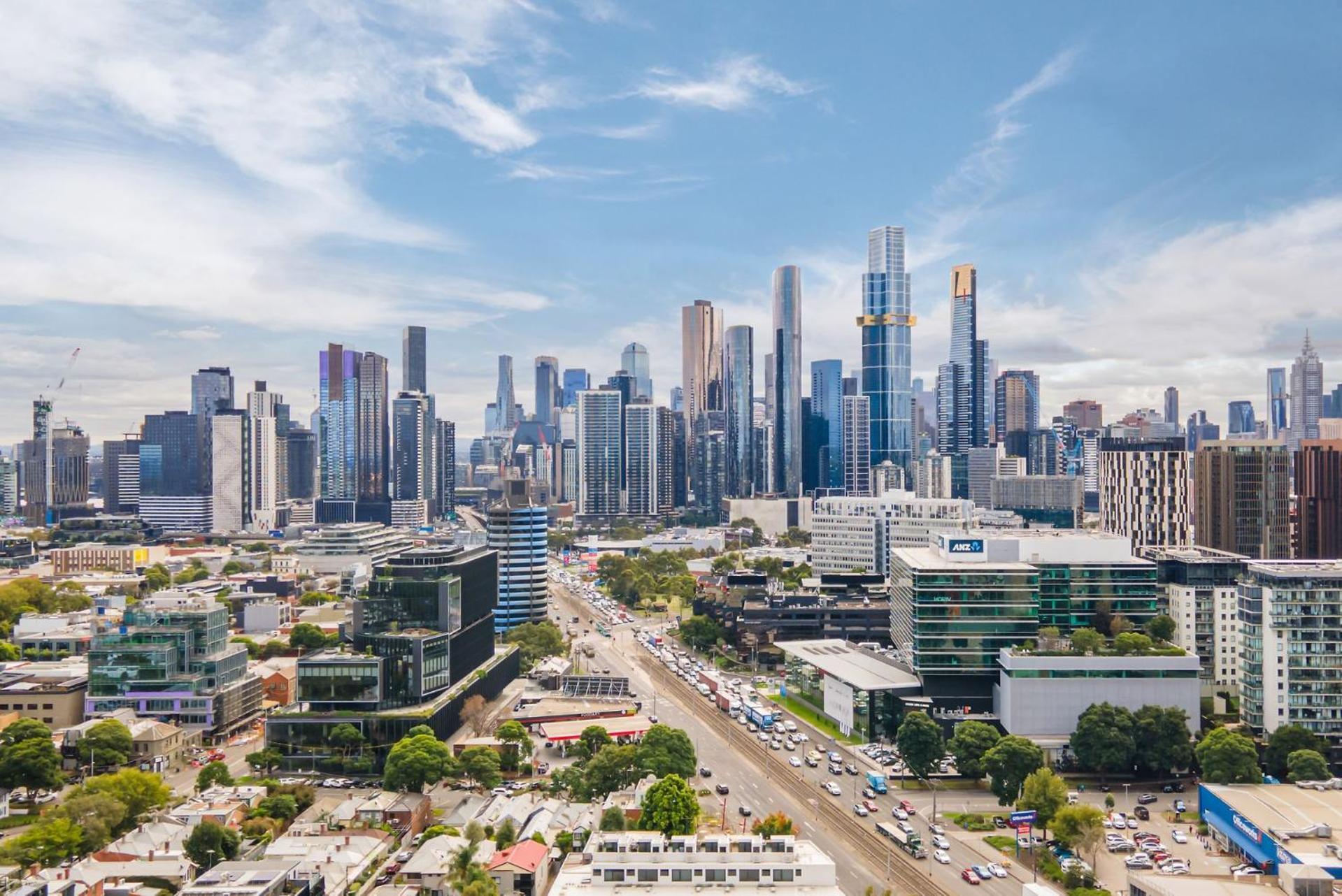 Lights And Breezes Near Park * Melbourne