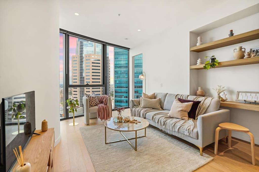 Stylish 2b2b Carlton Garden At Doorstep Cbd 3 Beds *
