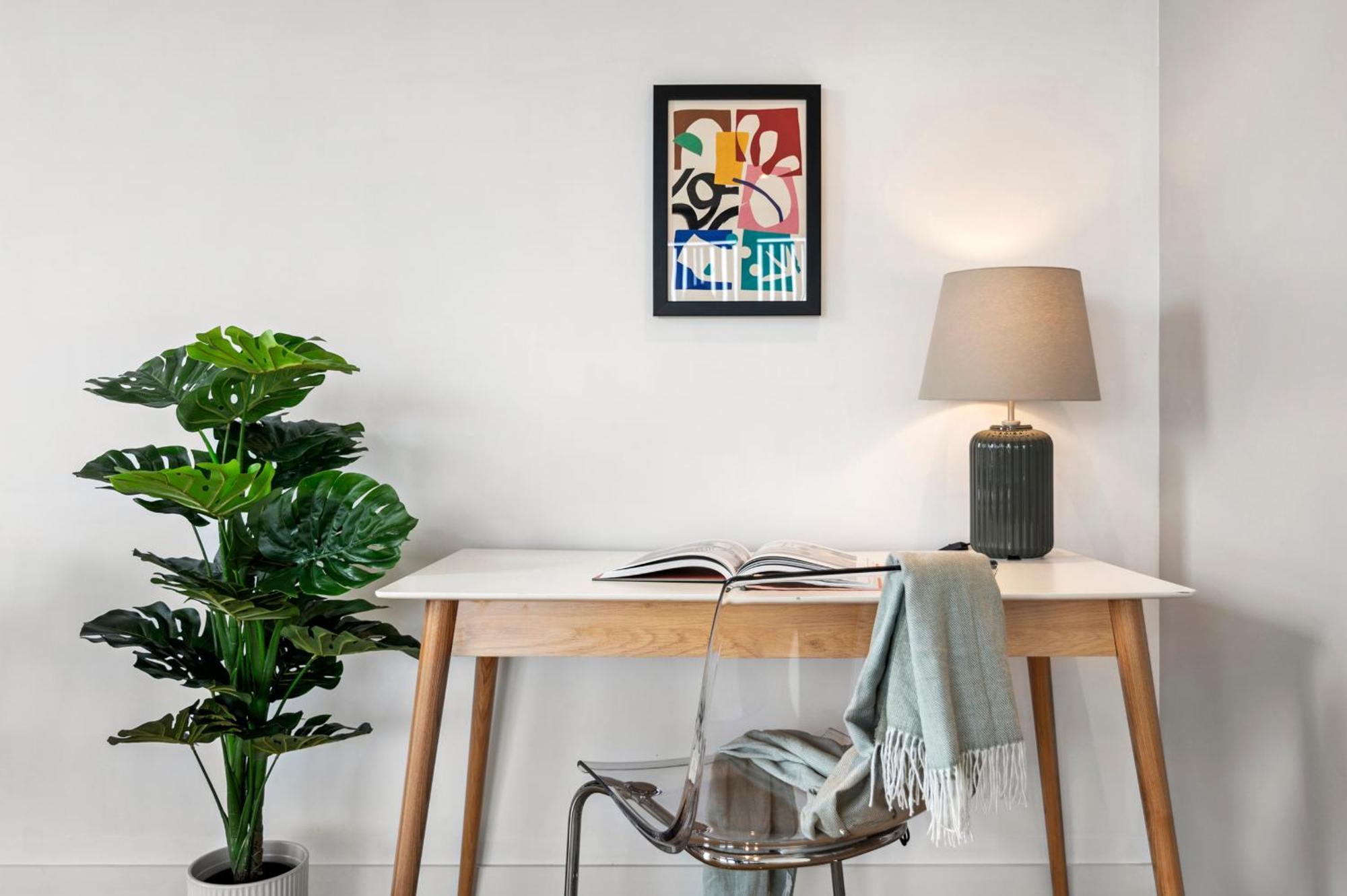 Art Deco - View Nest * Melbourne