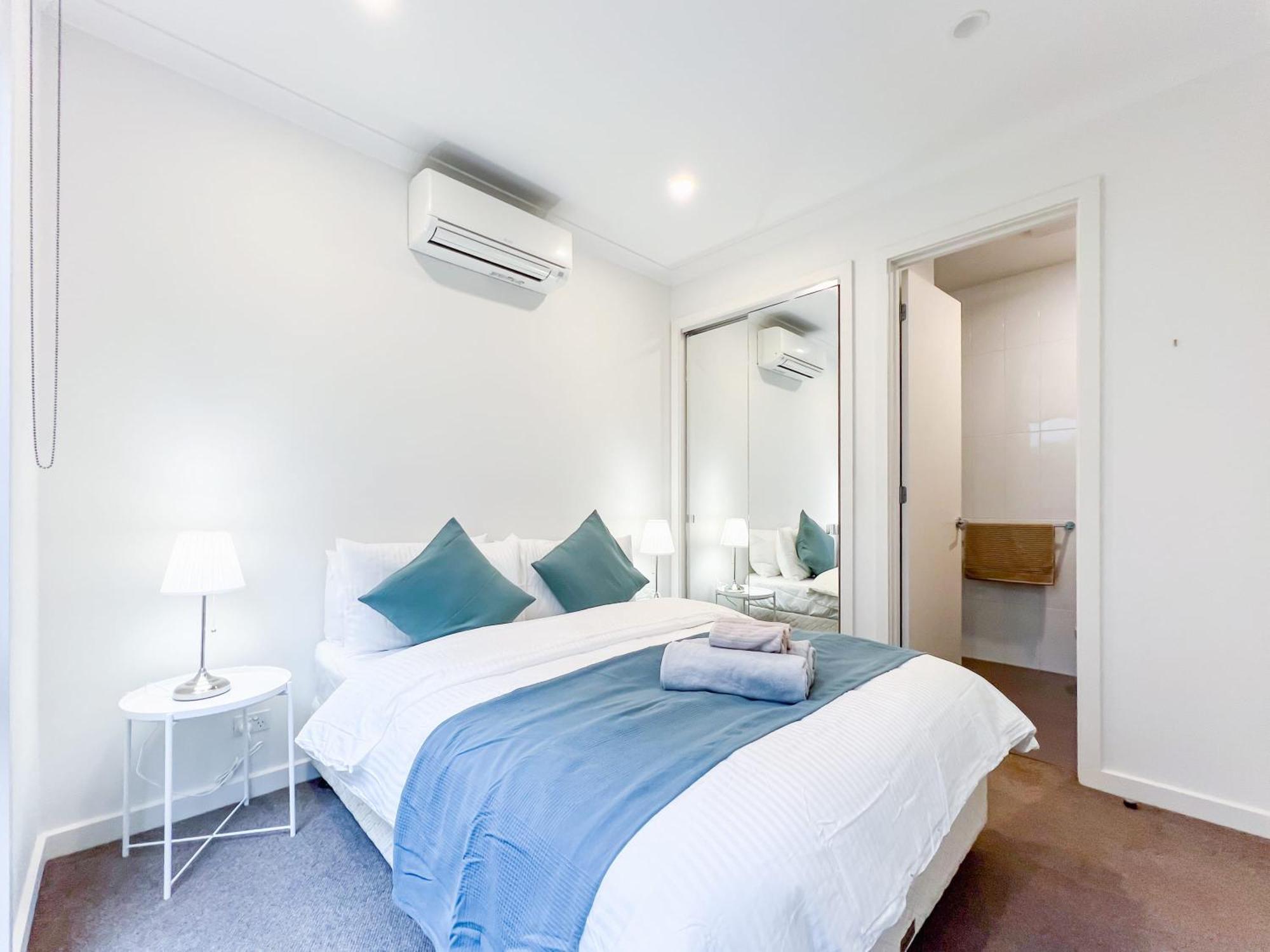 Holiday home Modern 3-level Townhouse Freeparking *