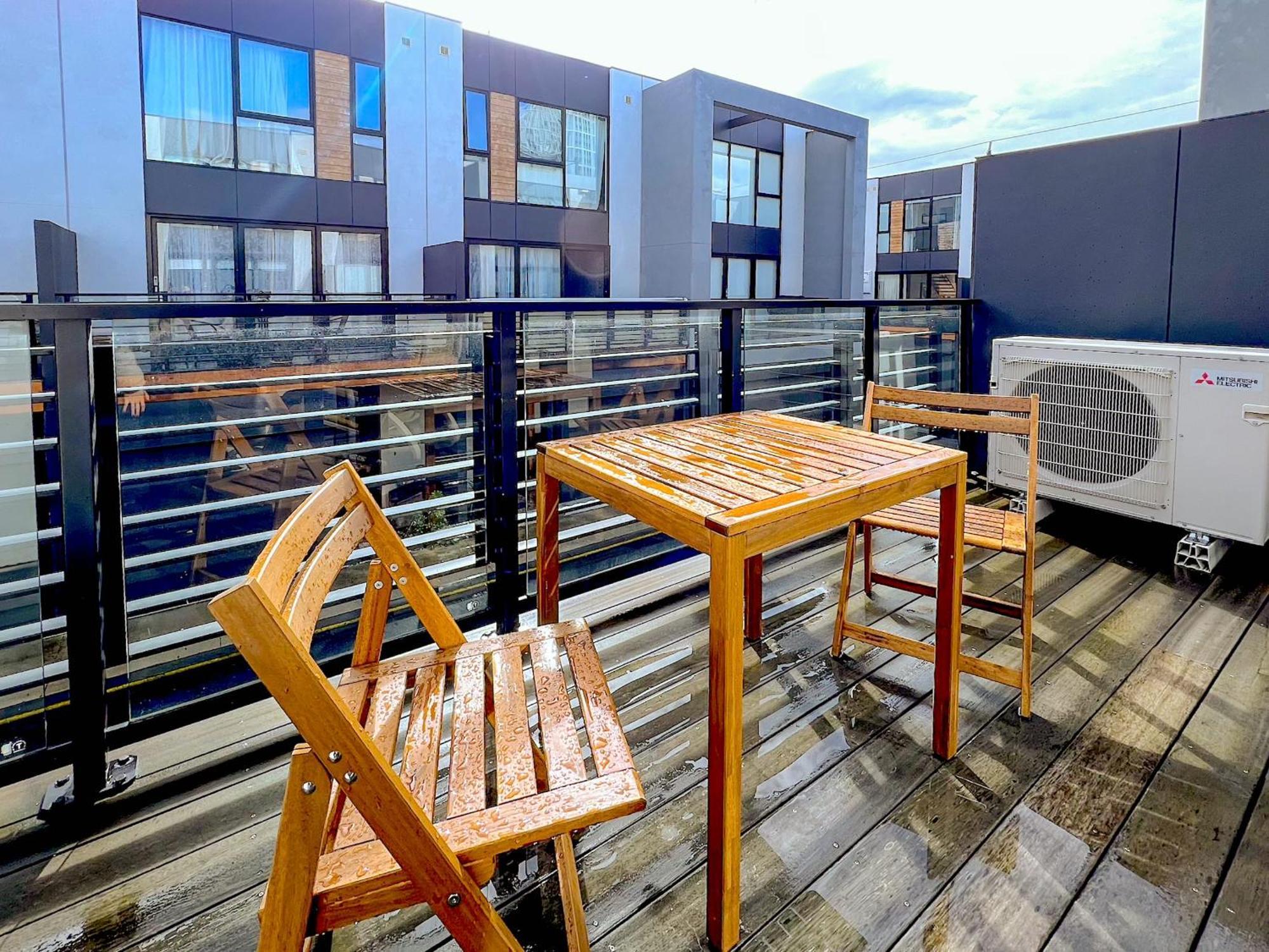 Holiday home Modern 3-level Townhouse Freeparking