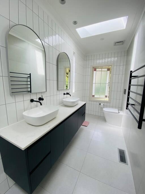 Holiday home Camberwell's Lyrical Vintage Abode *