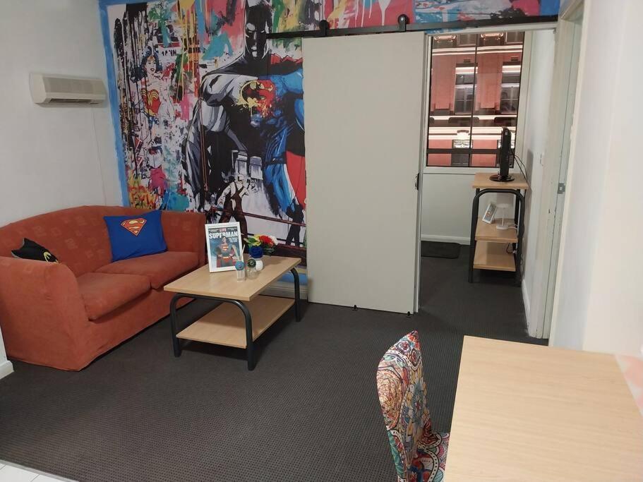 Superman Cbd * Melbourne