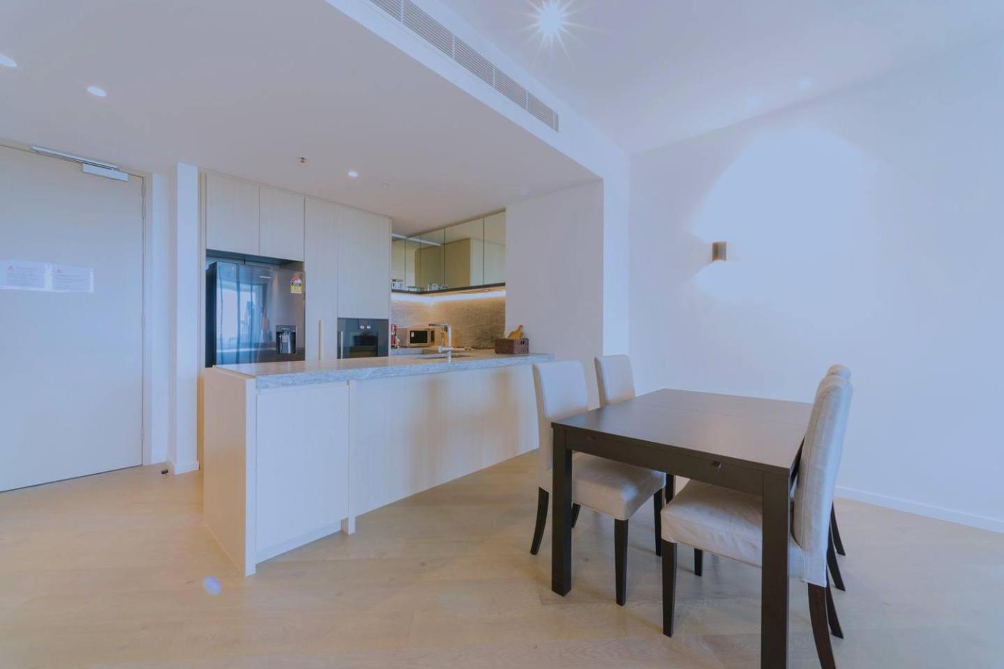 Fawkner Bay-view 5 *