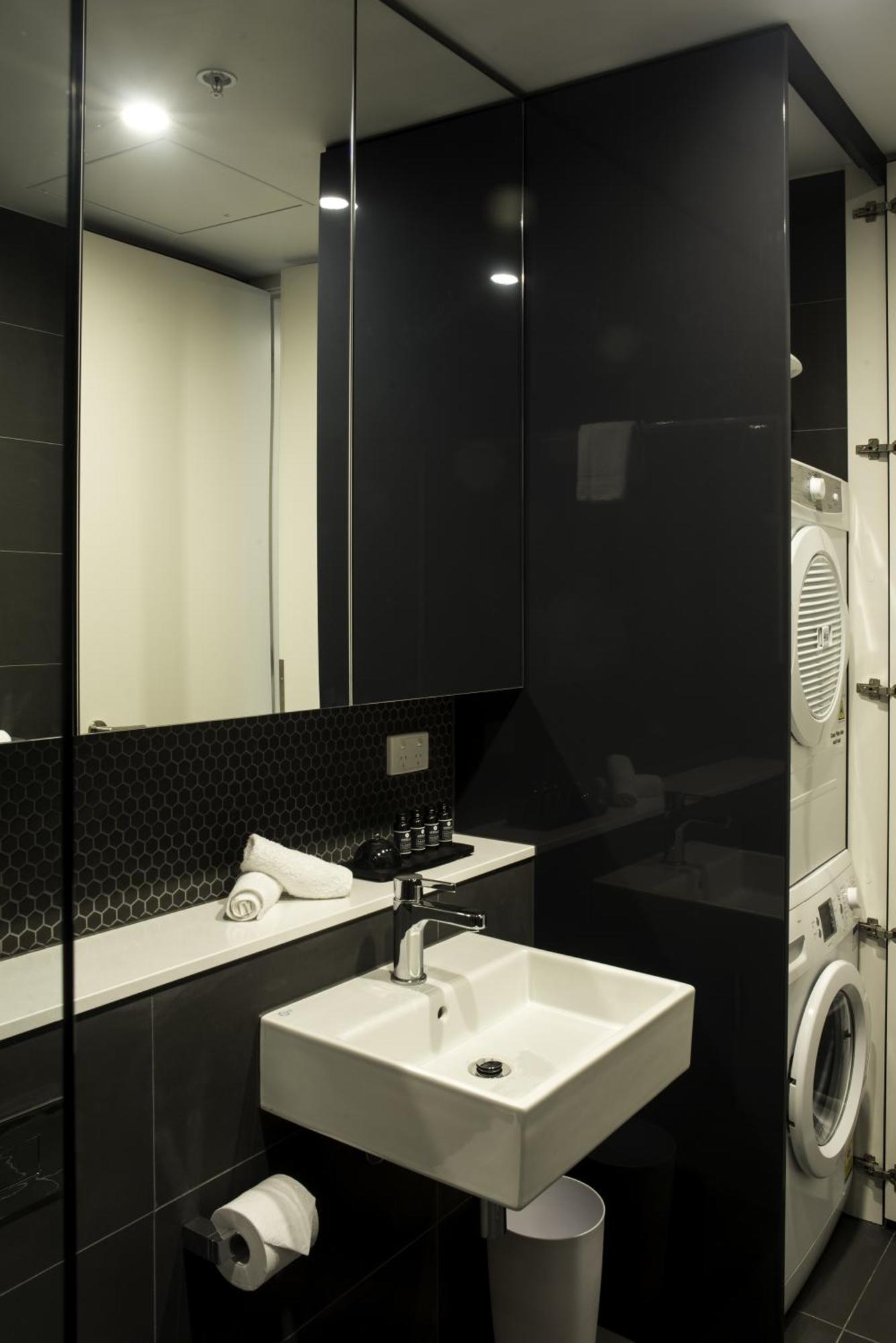 381 Cremorne Aparthotel 5*