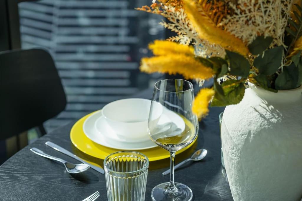 Pinnacle Of Lv85 3br High-rise Living#australia108#au85 * Melbourne