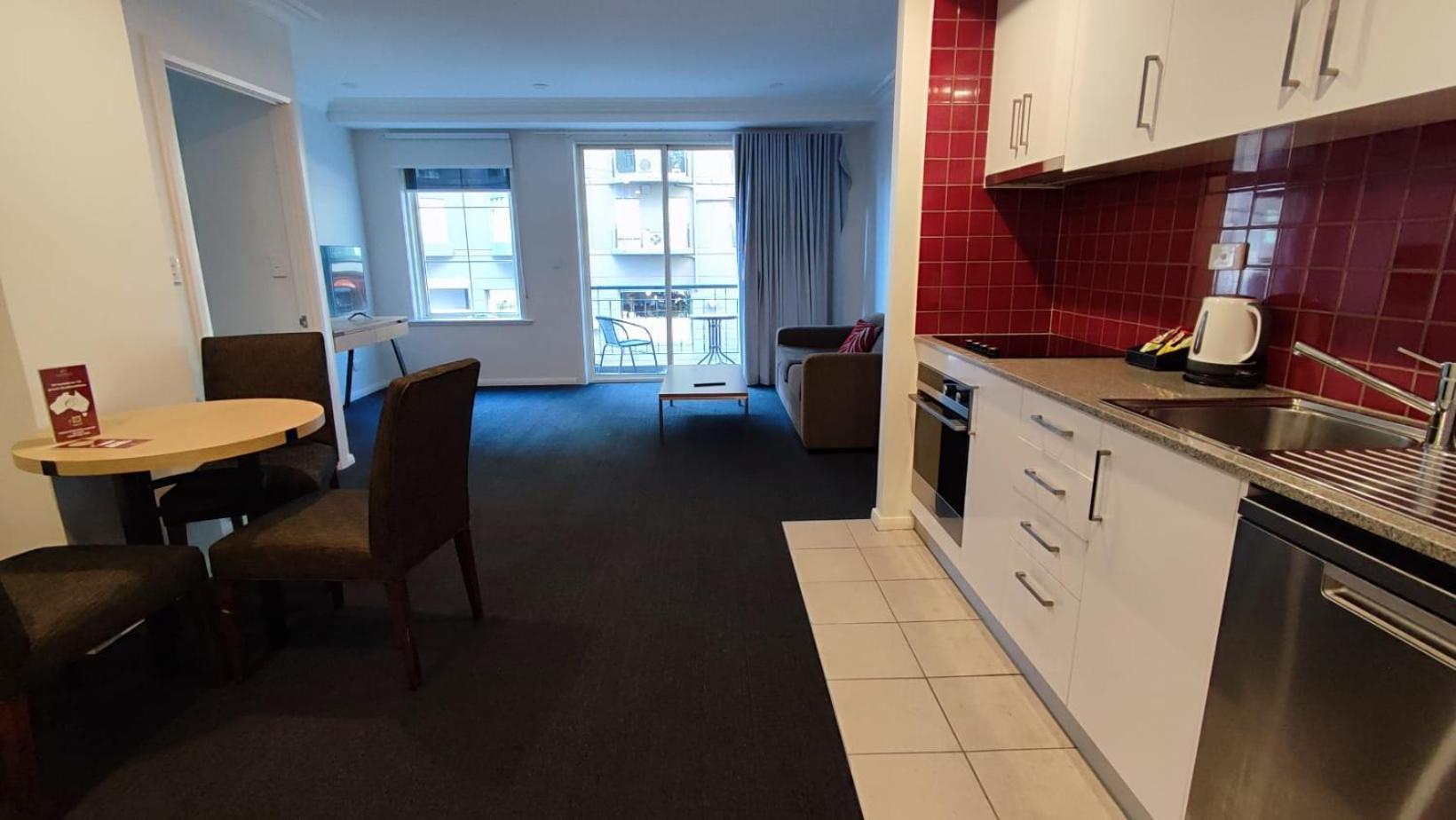 South Yarra Aparthotel 4*