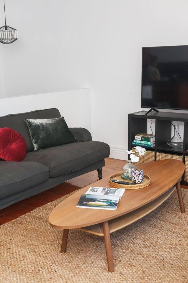 Flinders Find - A Spacious Haven For Couples Apartment Melbourne