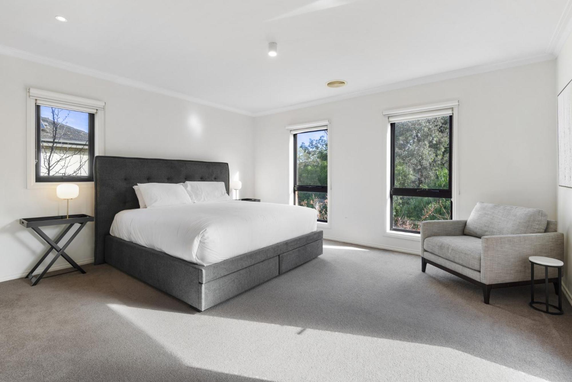 Perfectly Located 4-bed House In Kensington *