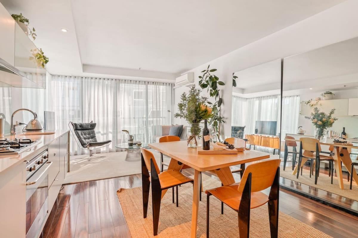 Sophistication On Spencer 2br Apartment+gym+pool * Melbourne