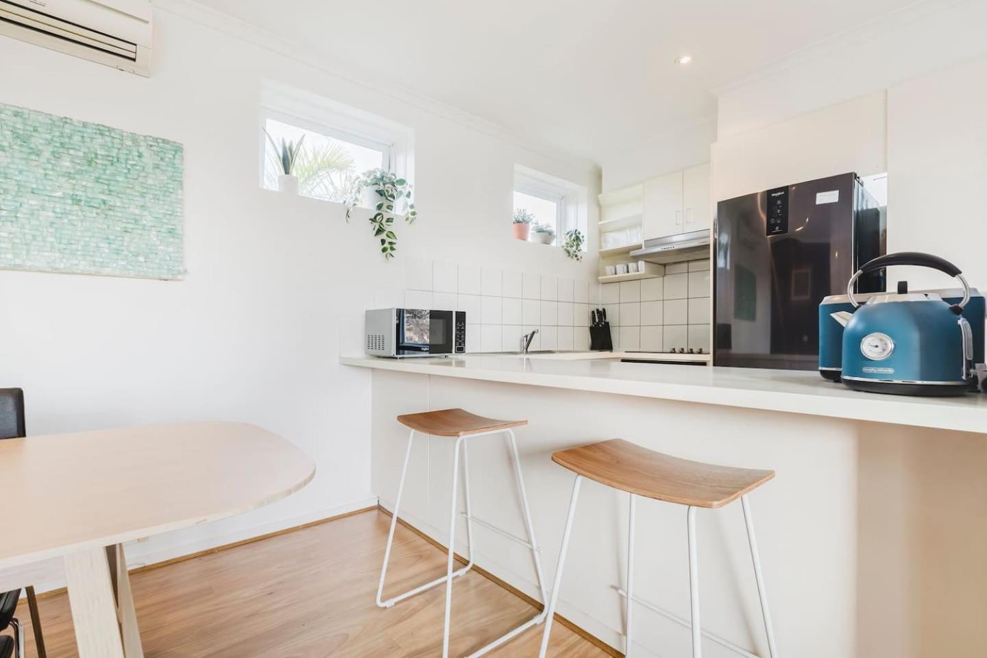 Apartment 'the Acland' Beachside Charm Meets Living *