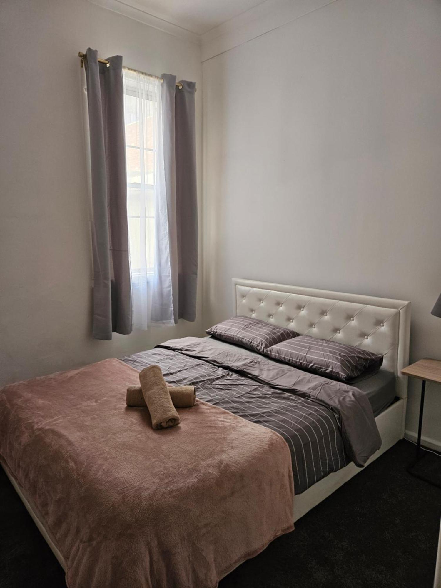 Euro Nomads Guest house *