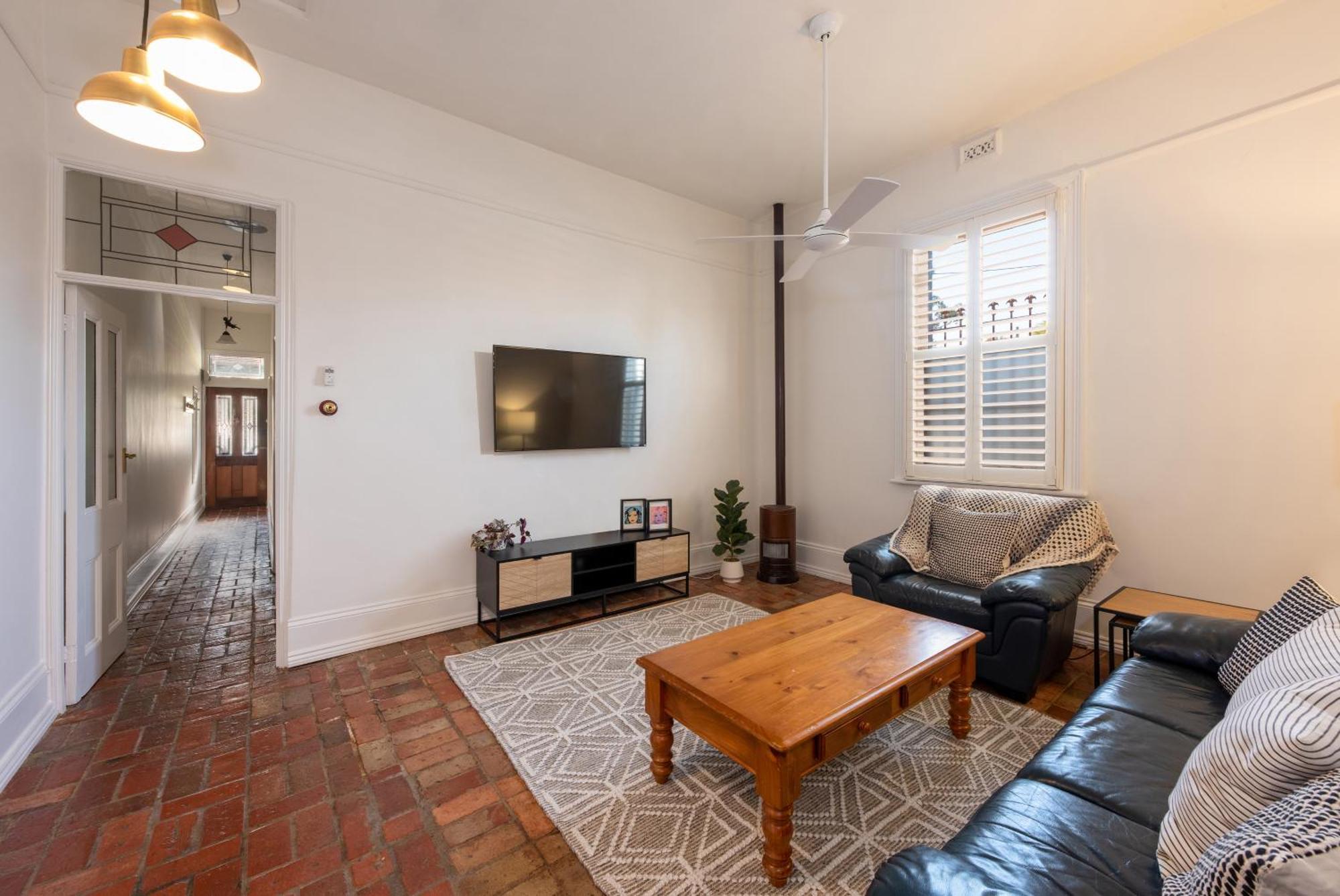Renovated 2b 1b Victorian House In Princes Hill Holiday home
