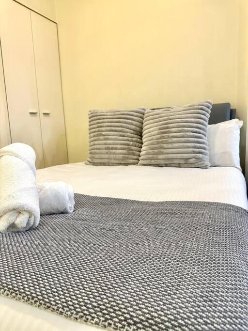 Apartment Spacious 2br Haven Free Parking