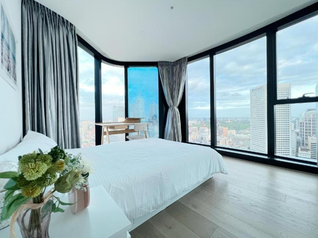 Apartment Luxury Cbd 3-bedroom 2-bathroom High Pool Gym Spa Carpark Sky View Melbourne