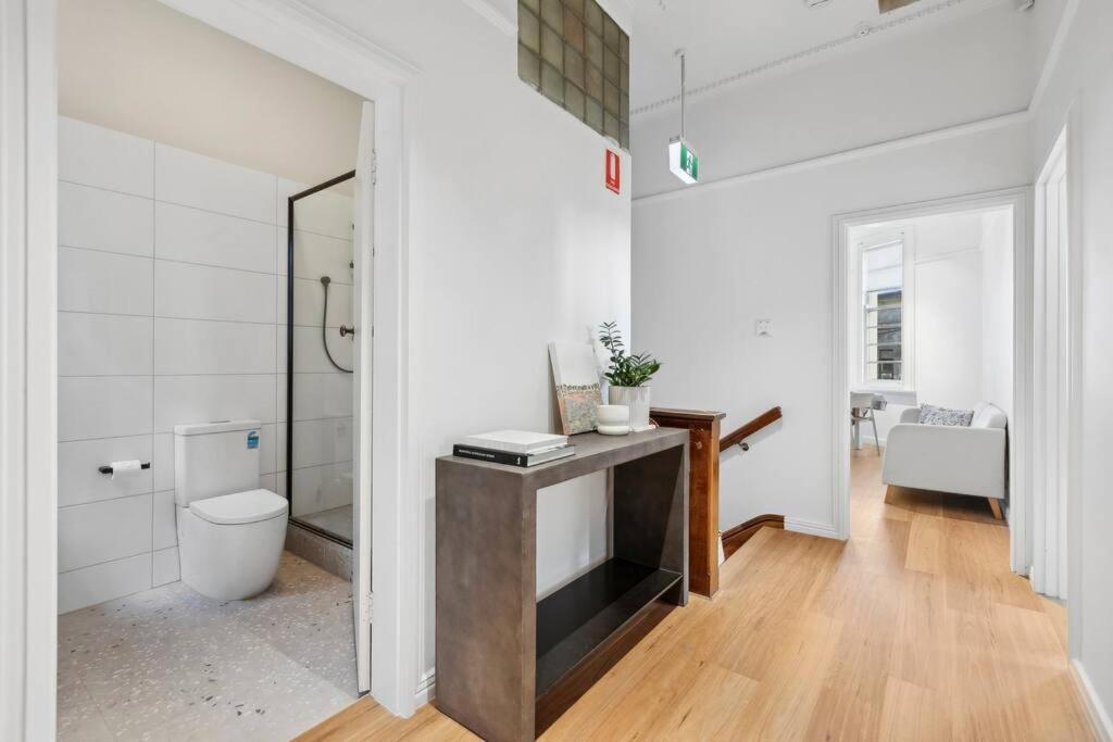 St Kilda Getaway Apartment *