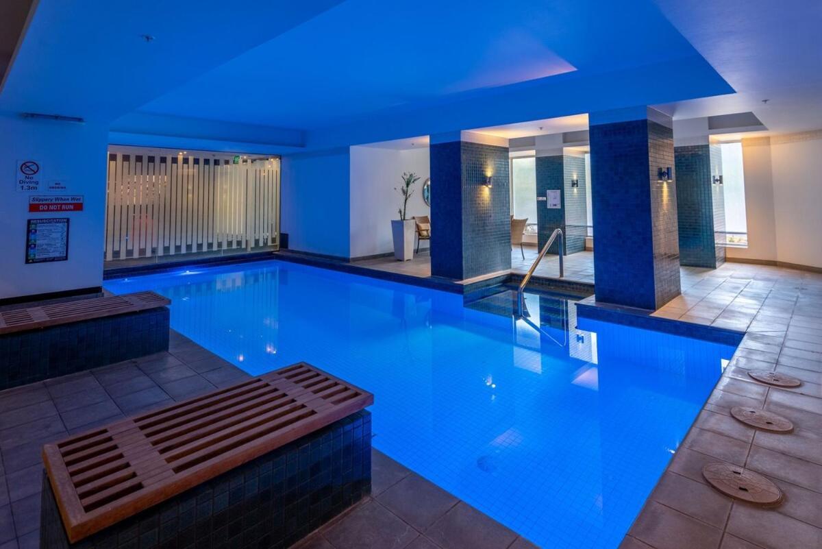 Perfect 4 Bedroom Penthouse Close To Casino Melbourne