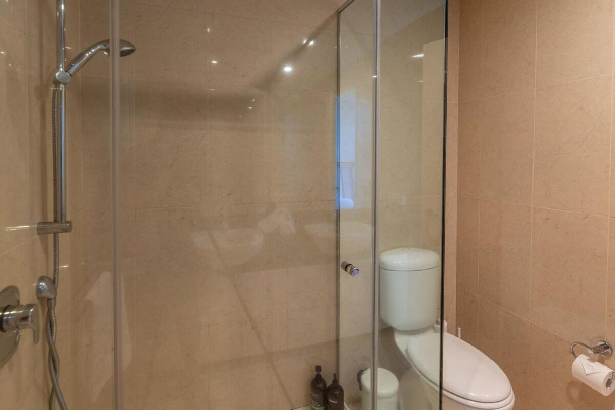 Perfect 4 Bedroom Penthouse Close To Casino * Melbourne