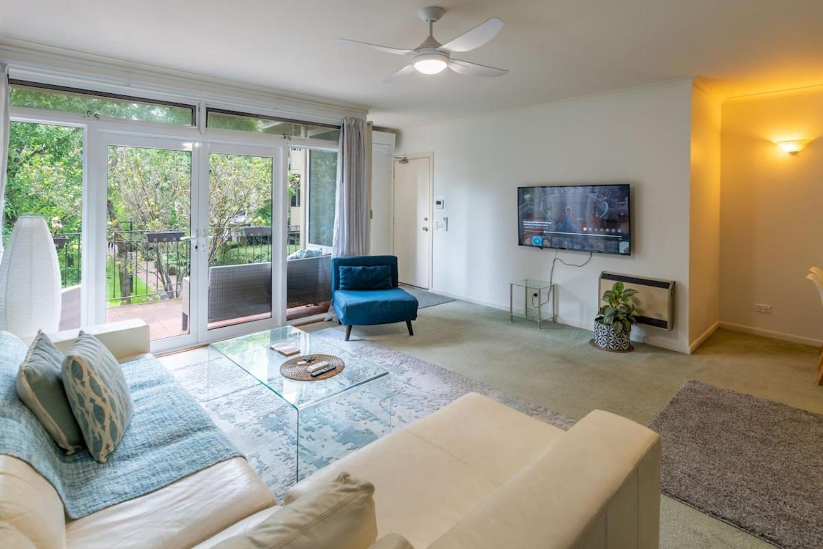 Apartment Tranquil Oasis 2 Bdrm Pool Tennis Gym *