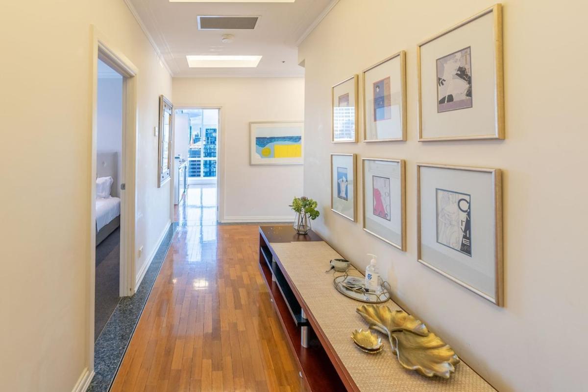Apartment Penthouse 3 Bdrm Amazing Views Opposite Casino *