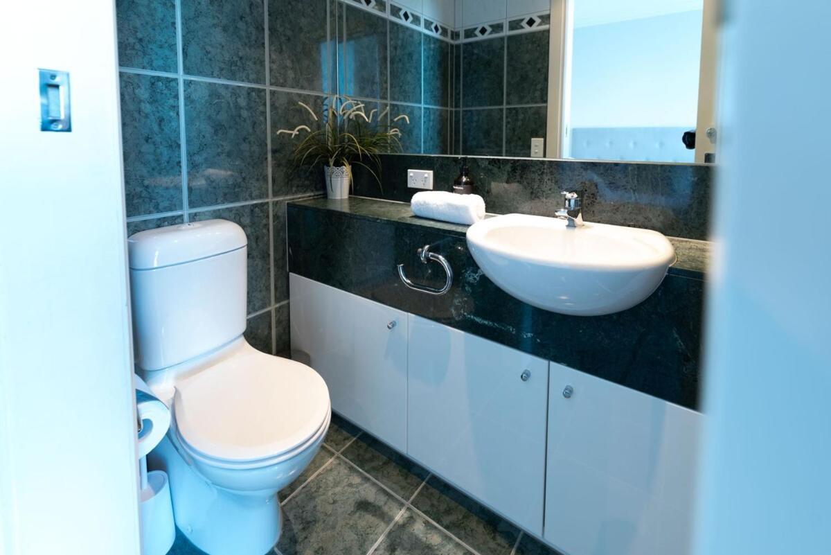 Penthouse 3 Bdrm Amazing Views Opposite Casino * Melbourne