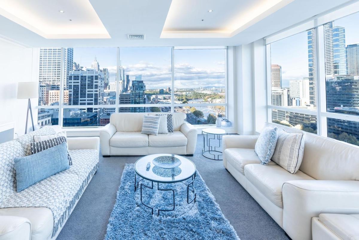 Penthouse 3 Bdrm Amazing Views Opposite Casino Apartment *