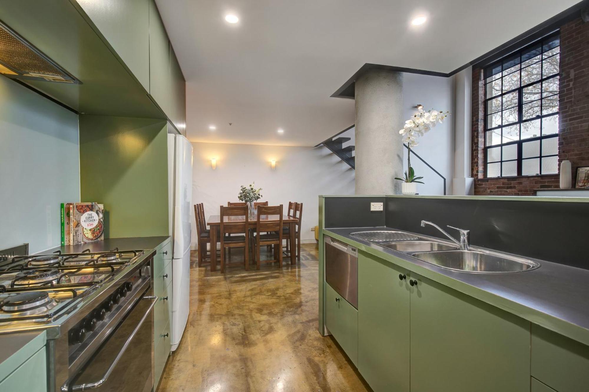 Chocolate Factory Warehouse 1-bedroom Loft *