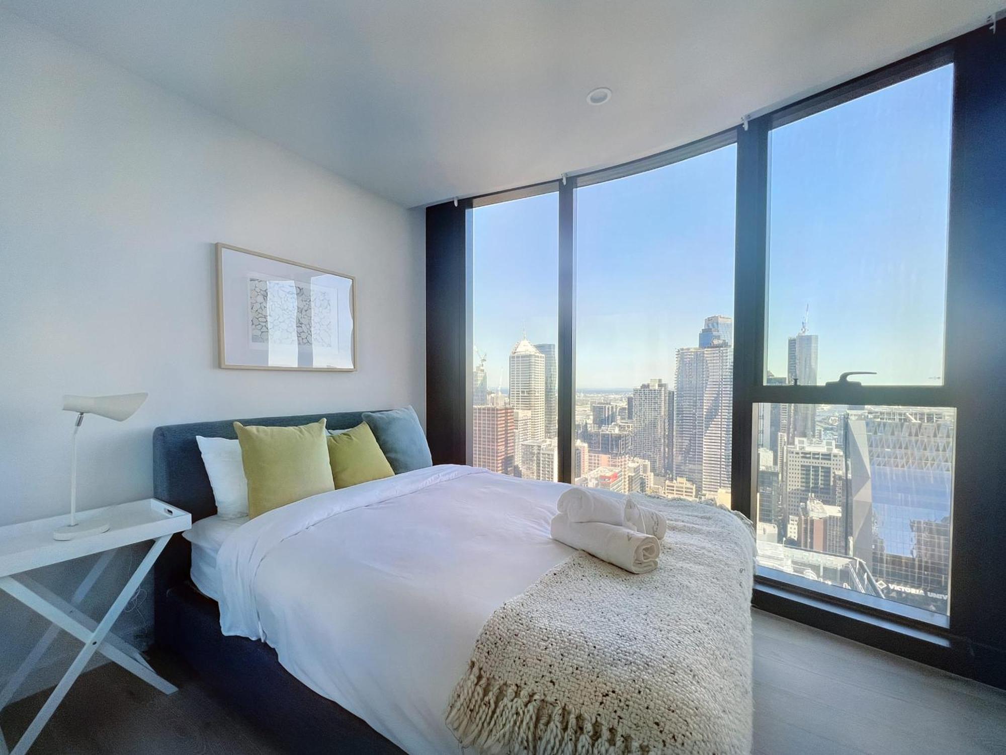 Beautiful 4b3b Cbd Free Wifi * Melbourne