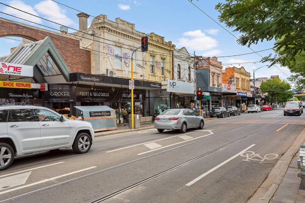 Apartment Latte Lifestyle In Marlborough Melbourne