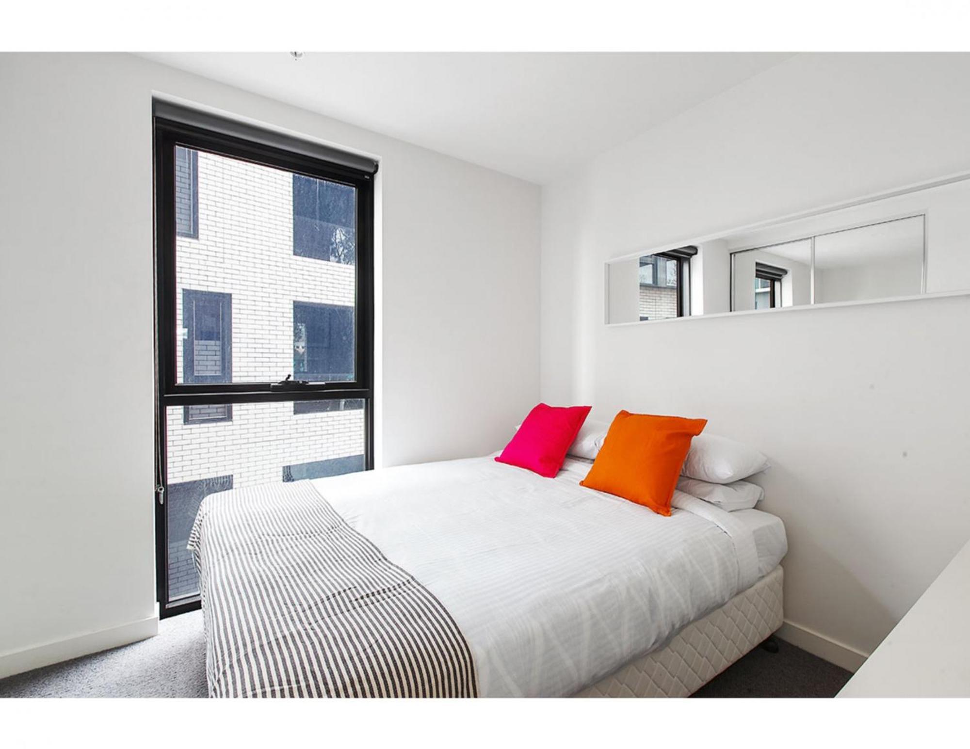 Apartment Modern 2 Bed In Trendy Collingwood Melbourne
