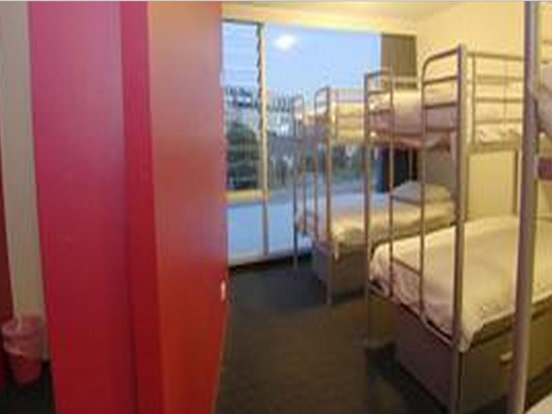 Nomads St Kilda Hostel Melbourne