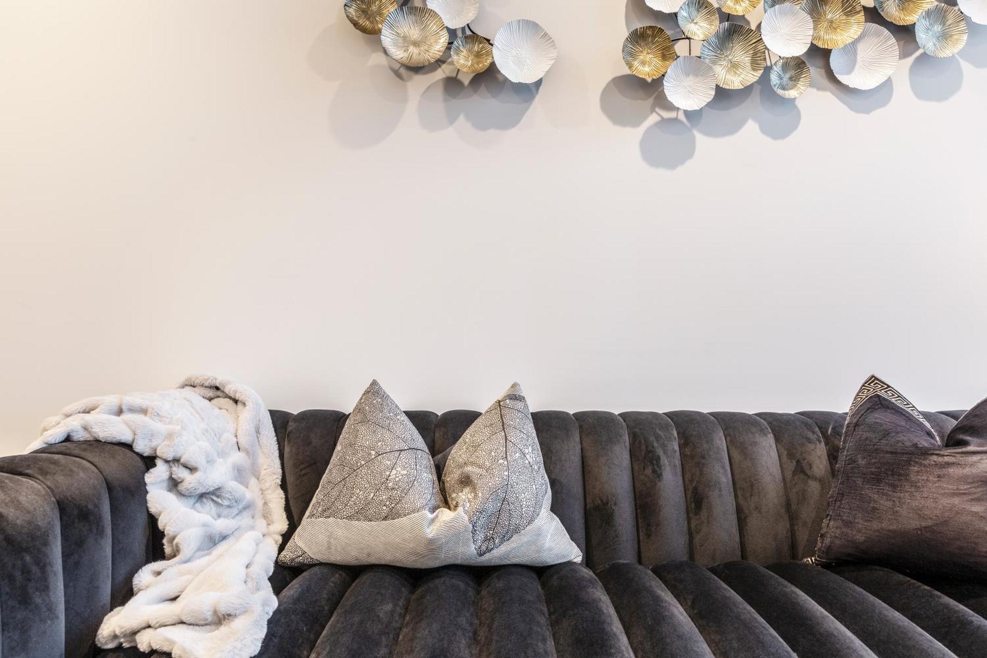 Ritzy In Iconic Australia 108 With Views Apartment *