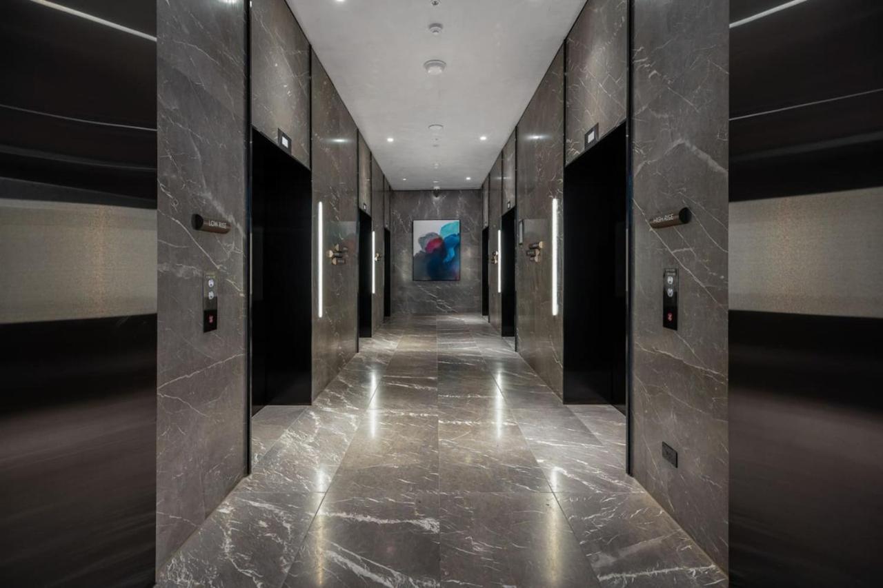 Opulent At Westside Place Apartment Melbourne