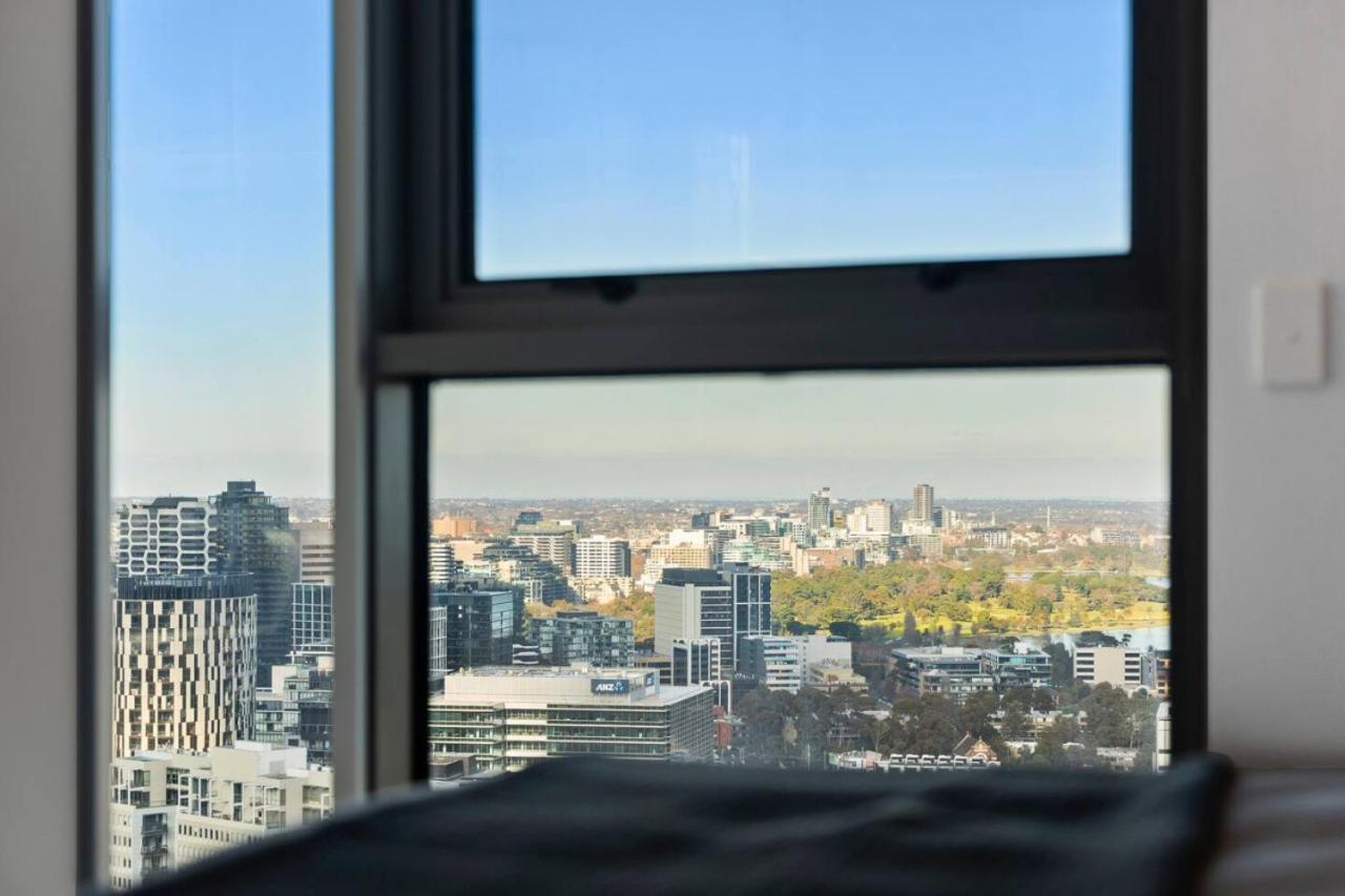 Marco Metropolitan Escape * Melbourne