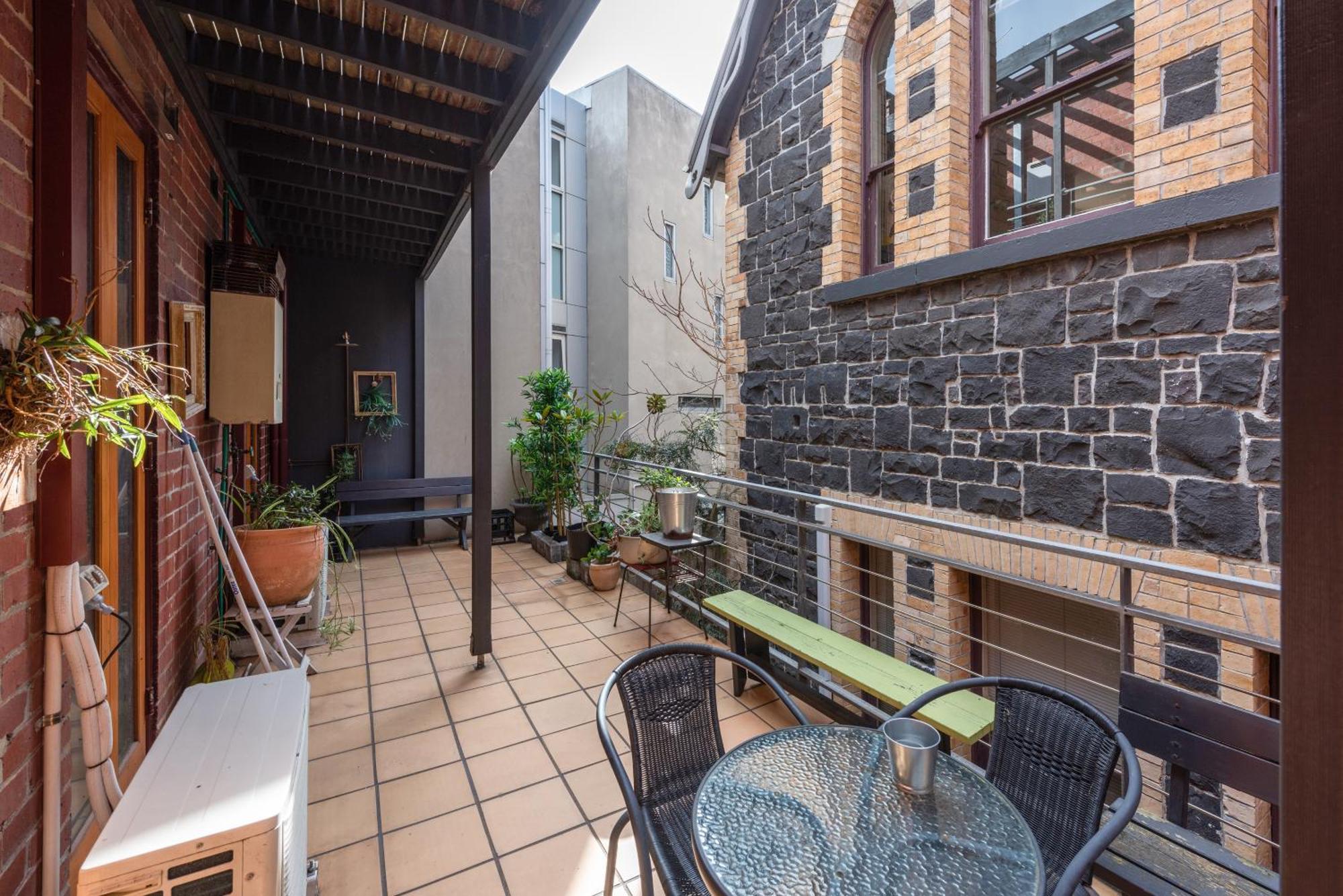 Bright & Sunny 2-bed Unit In The Heart Of St Kilda Apartment *