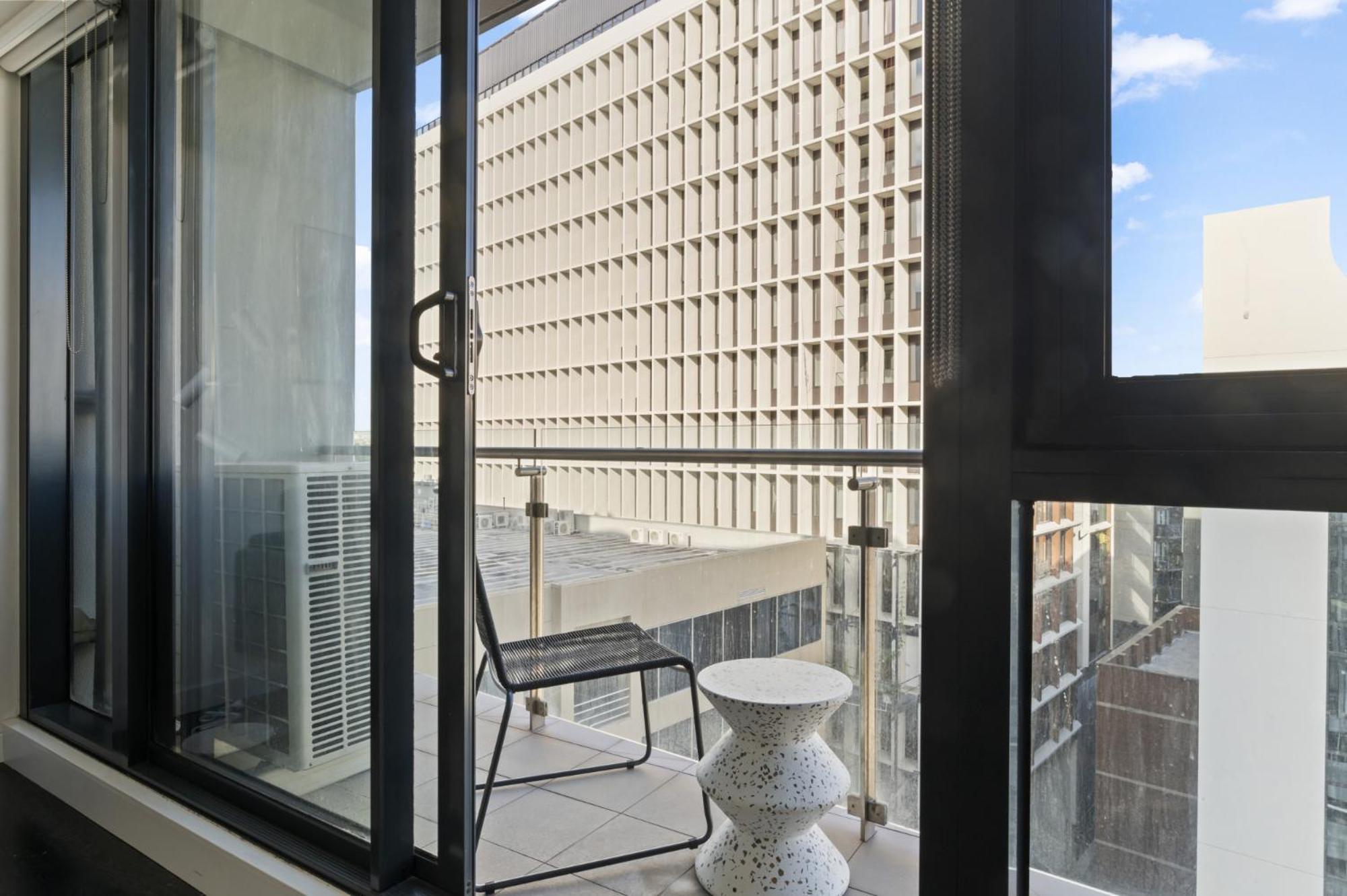 Modern 1-bed Close To Attractions Melbourne