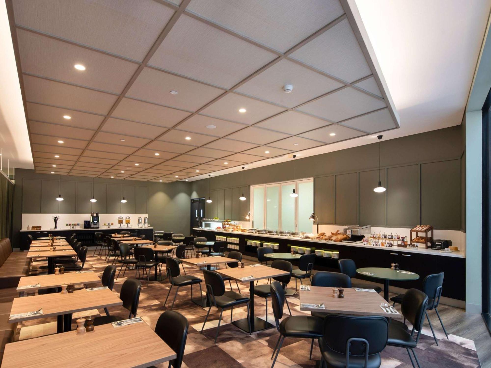 Mercure Southbank 4*