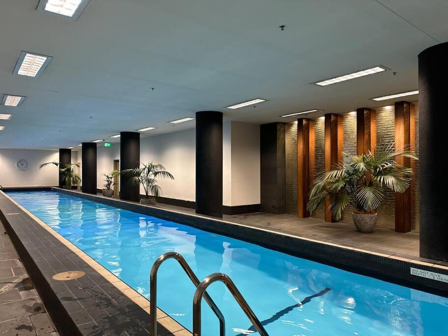Luxury Premium 2-bedroom Oasis Near Yarra River Apartment Melbourne