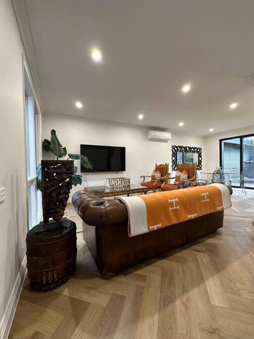 Holiday home Stunning Townhouse - 10 Min To Cbd Melbourne